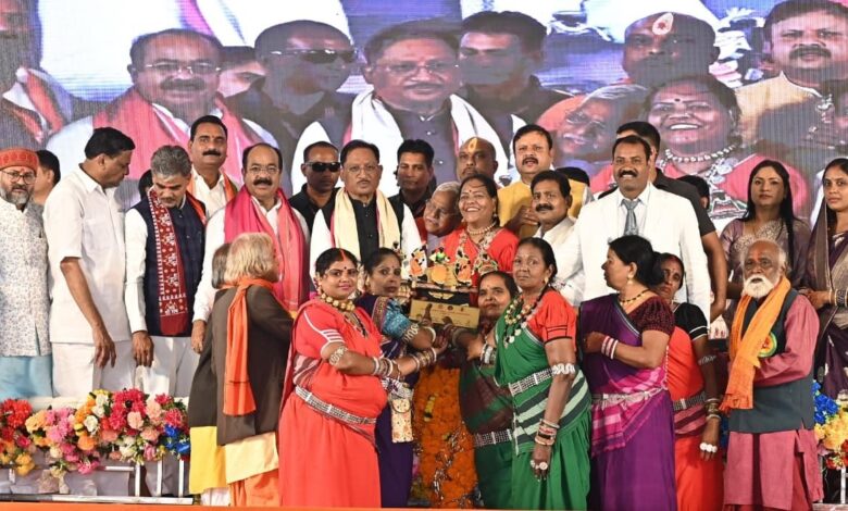 CM Sai attended the closing ceremony of the Pandwani Mahasammelan.