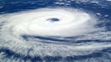 Cyclone 'Monthi' will hit the Andhra coast on October 28, with a heavy rainfall alert issued for four states; Bihar and Jharkhand will also experience its effects.