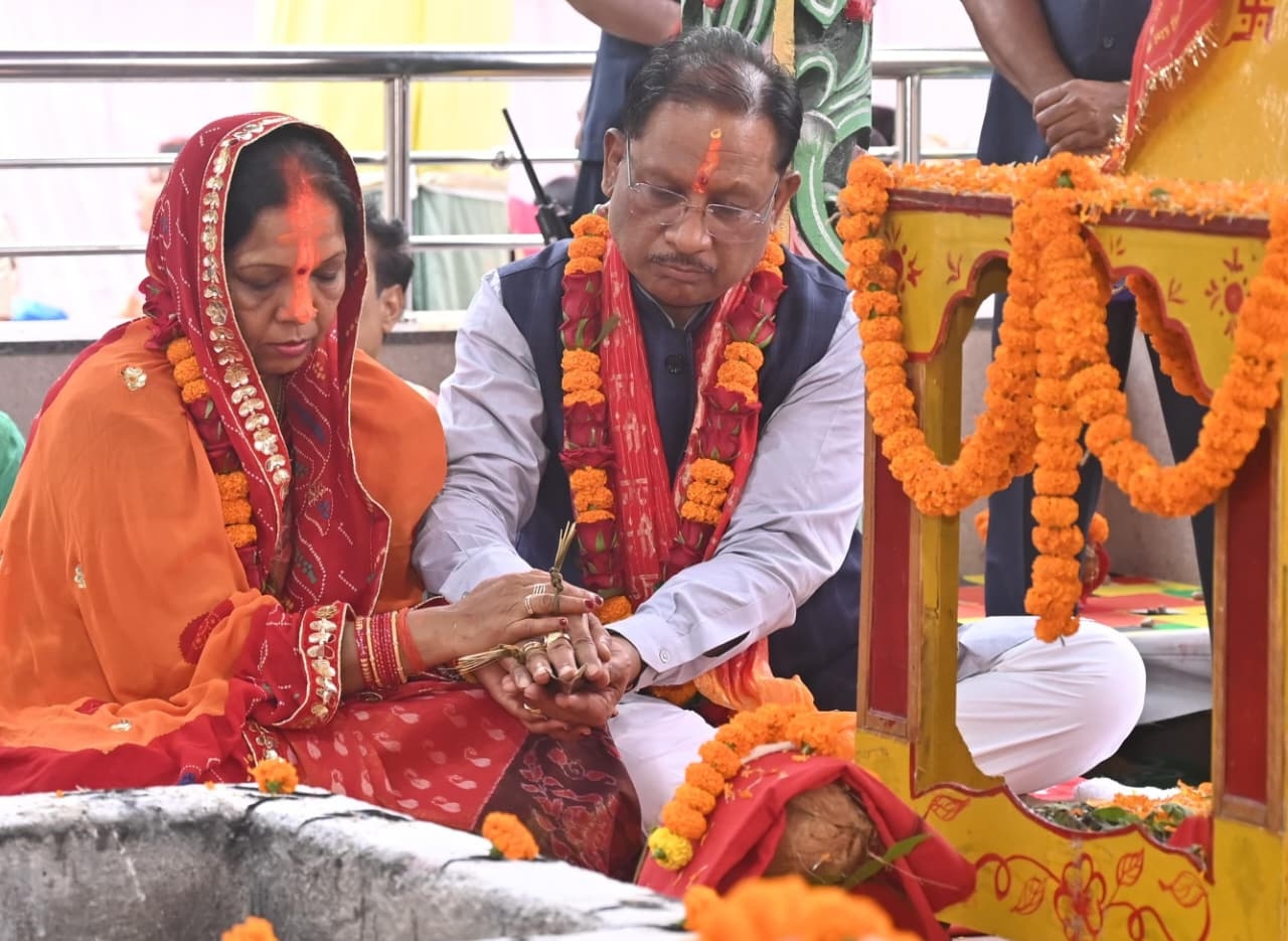 सीएम साय ने लिया महाप्रभु श्री जगन्नाथ का आशीर्वाद, प्रदेश की सुख-समृद्धि और जनकल्याण की कामना की