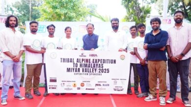 Jashpur youth scale the heights of the Himalayas: Experience the thrill of trekking, rock and ice climbing at an altitude of 5350 meters