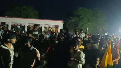 Tej Pratap attacked in Mahnar: Supporters chased away attackers, stone-pelting ensued; 10 major election rallies held in Bihar today.