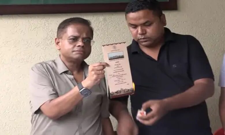 ‘मिनी माता’ का नाम हटाए जाने पर अमित जोगी का विरोध, विधानसभा भवन उद्घाटन का निमंत्रण पत्र जलाया