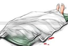 A science college student committed suicide in Raipur, leaving a suicide note that read, "No one is responsible for my death."