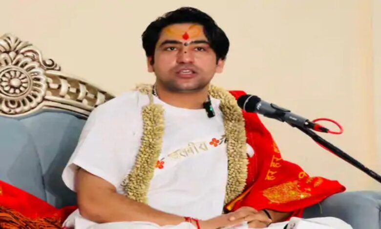 Pandit Dhirendra Shastri spoke on the story of conversion and cow sanctuary in Raipur.