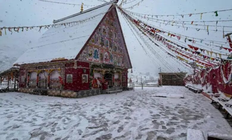 Kedarnath-Badrinath receive season's first snowfall, Rajasthan receives temperatures down to 12°C