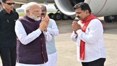 PM Modi Raipur visit: These leaders welcomed PM Modi at the airport, see pictures…