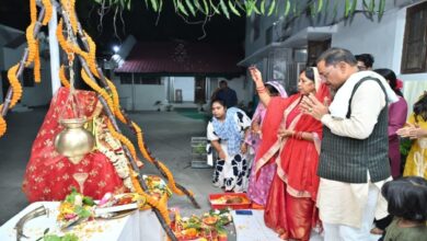 देवउठनी एकादशी पर मुख्यमंत्री निवास में श्रद्धा एवं पारंपरिक विधिविधान से हुआ तुलसी विवाह