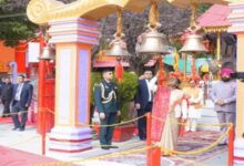 राष्ट्रपति द्रौपदी मुर्मू कैंची धाम पहुंचीं: नयना देवी मंदिर में आरती की, कुमाऊं विश्वविद्यालय के दीक्षांत समारोह में होंगी शामिल