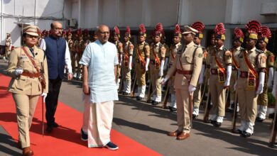 उप राष्ट्रपति को राजभवन में दिया गया गार्ड ऑफ ऑनर