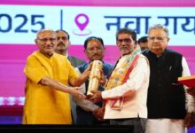 Vice President honours Chhattisgarh's eminent personalities: 37 individuals and 4 institutions were awarded state decorations