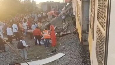 The train driver who failed the psychological test was given the responsibility of driving the train.