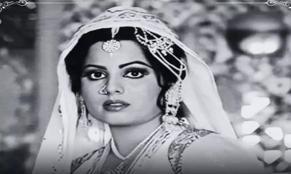 Actress Sulakshana Pandit passes away, CM Sai pays tribute.