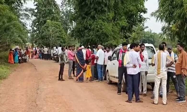 Controversy over the funeral of a converted person: Dispute resolved through administrative intervention, burial took place in another district.