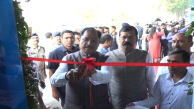 The Chief Minister inaugurated the aircraft operation service from the State Hangar; now passengers will not face inconvenience due to VVIP movements.