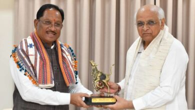 Chief Minister Sai paid a courtesy visit to Gujarat Chief Minister Patel and shared experiences on development.