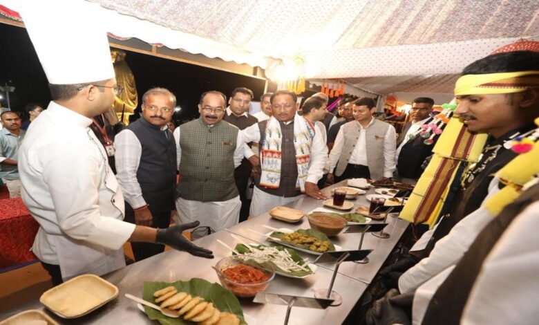छत्तीसगढ़िया स्वाद से महक उठा केवड़िया: एकता नगर में छत्तीसगढ़ के पर्यटन एवं संस्कृति की गूंज