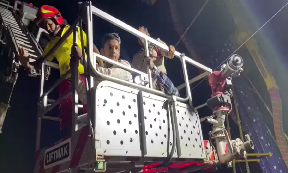 A swing broke down in Cuttack, Odisha, leaving eight people stranded at a height of 30 feet. Rescued after two hours.