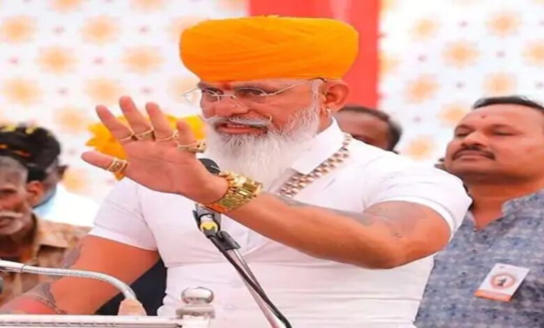 क्षत्रिय करणी सेना अध्यक्ष का बयान: वीरेंद्र तोमर के समर्थन में रायपुर कूच व पुलिसवालों के घर घुसने की धमकी