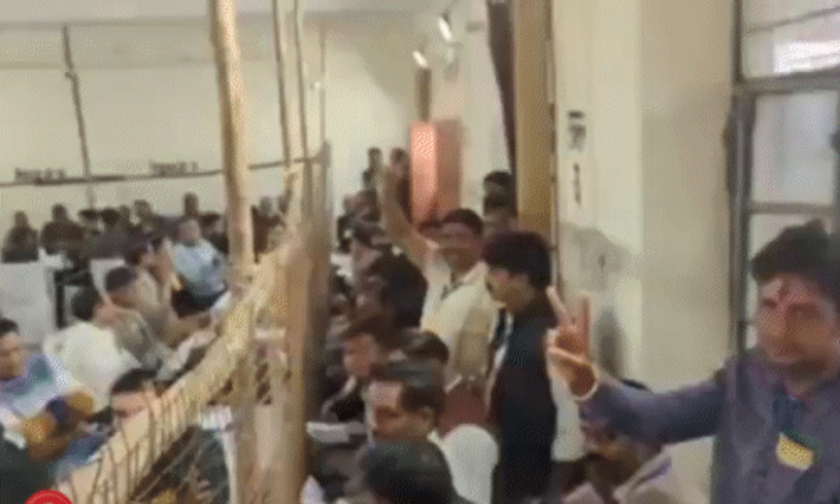 7 राज्यों की 8 सीटों पर उपचुनाव: शुरुआती रुझानों में BJP-कांग्रेस 2-2 सीटों पर आगे, घाटशिला में JMM की बढ़त