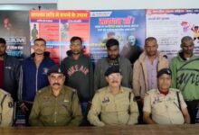 Bloody game at a liquor party: Friends beat a young man to death over a minor dispute; 6 accused arrested.