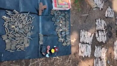 जंगल में मिला विस्फोटकों का जखीरा, BSF की बड़ी कामयाबी