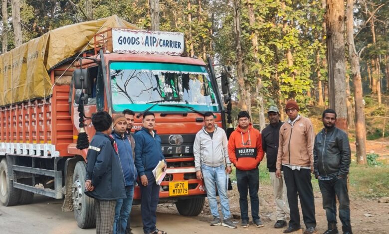 अवैध धान परिवहन पर सख्ती: सीमावर्ती चेकपोस्टों पर रातभर निगरानी, प्रशासन अलर्ट