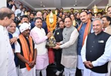 मुख्यमंत्री ने ऑल इंडिया फ़ॉरेस्ट स्पोर्ट्स मीट के विजेता खिलाड़ियों से मुलाकात कर दी बधाई