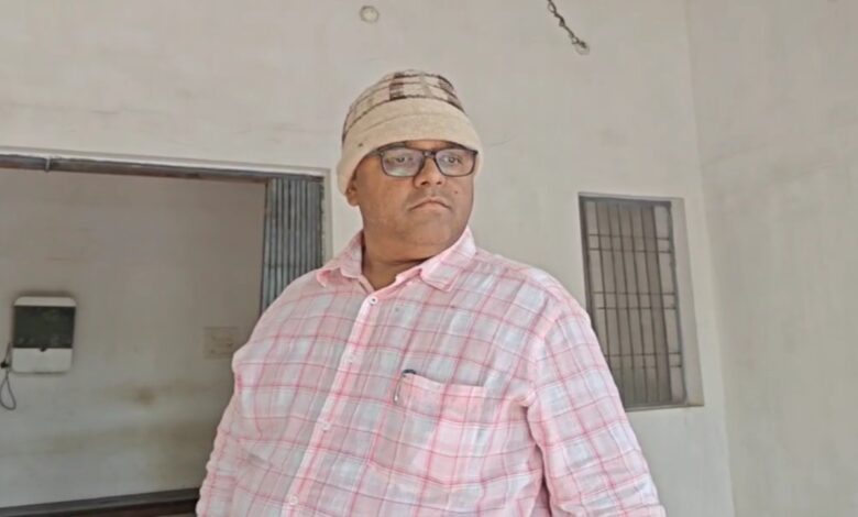 Substandard construction exposed in Jamghana school building: SDO fled on seeing the camera, minister ordered investigation