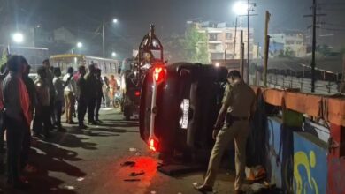 Road accident: 4 killed as out-of-control car hits 4-5 vehicles on flyover