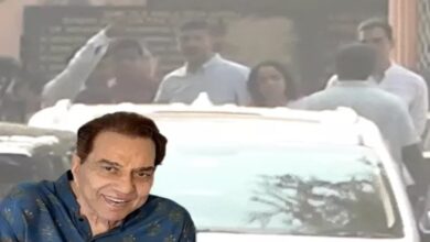 Actor Dharmendra passes away at the age of 89
