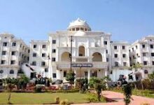 Raipur Municipal Corporation Health Department collected a fine of Rs 37,500 for dirt and dustbin violations.