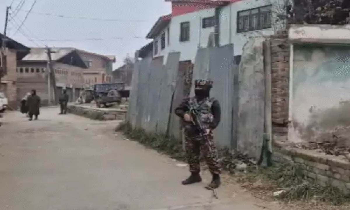 Delhi blast case: NIA raids 10 places in Kashmir, search continues at Jasir Bilal's house