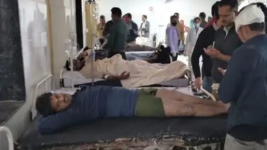 Speeding bus overturns, 1 dead and 16 injured.