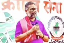 Jewellery shop robbed at gunpoint, CCTV video goes viral - both accused arrested