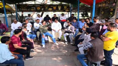 The dispute over land registration guidelines is intensifying.