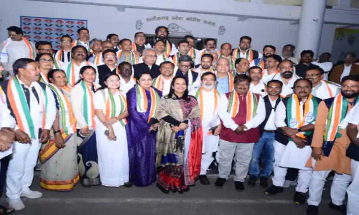 Meeting of newly appointed district presidents of Congress: Emphasis on keeping the organization active