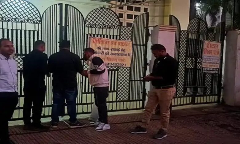 Municipal Corporation takes major action against property tax defaulters: 4 pay tax, 5 have their properties seized