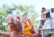 CM Sai paid homage to martyr Veer Narayan Singh at Jaistambh Chowk