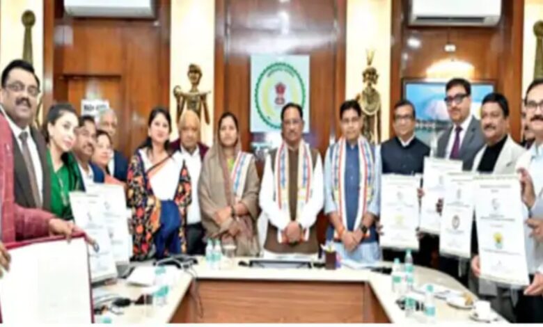 प्रदेश के 6 विश्वविद्यालयों में शुरू होगा रक्षक पाठ्यक्रम