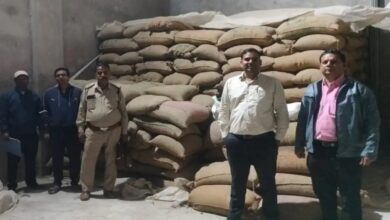 The administration is cracking down on the illegal transportation and storage of paddy; 85 cases have been registered.