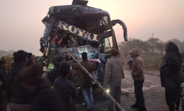 A bus collided with a parked trailer in Bilaspur-Ratanpur, injuring 12 passengers; seriously injured patients were referred to SIMS hospital.