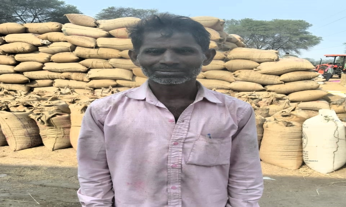 Farmers are happy with the smooth arrangements at the paddy procurement center and appreciate the offline token facility.