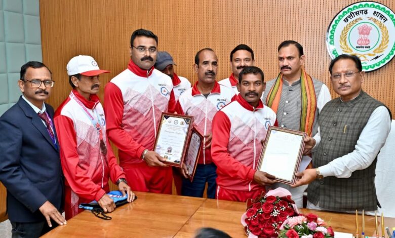 Participants from the Master Athletics Federation of India paid a courtesy visit to CM Sai.