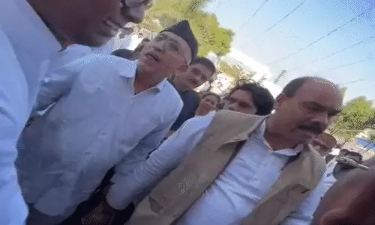 सतनामी समाज के कार्यक्रम में ‘RSS वापस जाओ’ के नारे, बिलासपुर में जमकर हंगामा