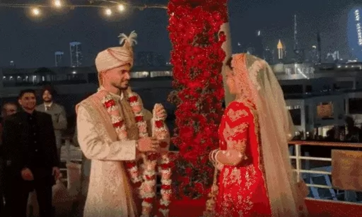 यूट्यूबर अनुराग द्विवेदी से ED ने जब्त की 10 करोड़ की लग्जरी कारें