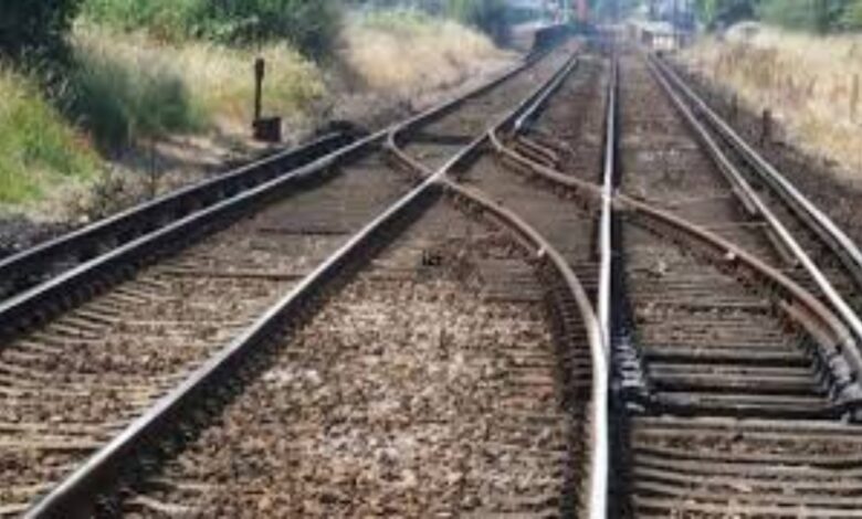 The Railway Board has given its approval for the fourth rail line between Hathbandh and Baikunth.
