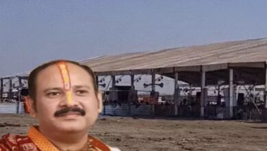 Controversy erupts over payment issues at Pandit Pradeep Mishra's religious discourse