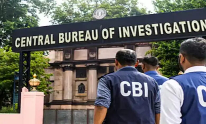 A Lieutenant Colonel posted in the Ministry of Defence was arrested for accepting bribes; the CBI seized ₹2.36 crore.