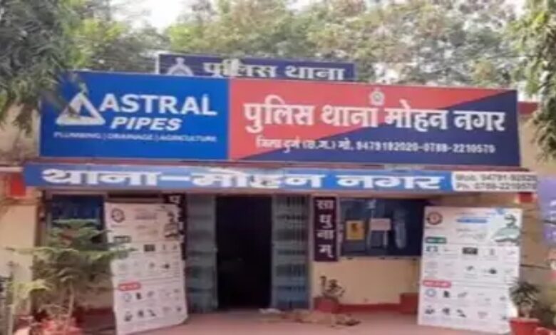 Fake BSF soldier arrested during vehicle checking: The accused was driving around with "Police" written on his car.