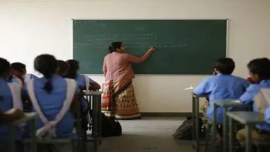 Severe shortage of teachers in the state: 6,000 teachers have left or retired in the last seven months.